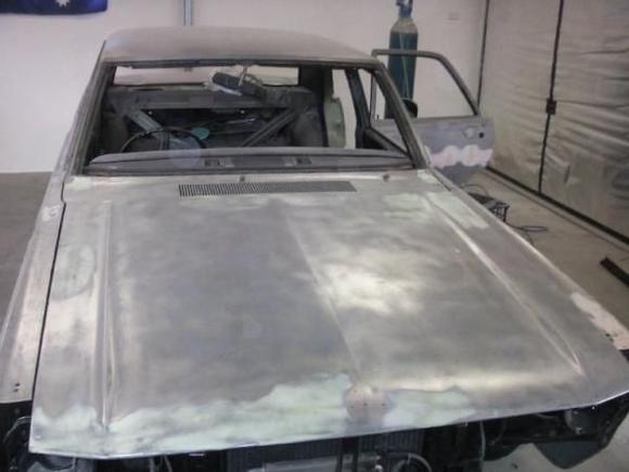 0heres my dodge 1970 4 door custom being restored,has a 340 ans 727