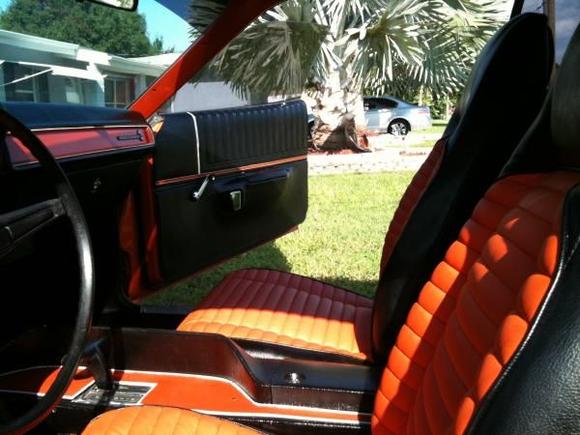 r1 Painted all the trim hemi-orange. The wife hates the color! Oh well! I didnt buy it for her anyway!