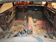View showing firewall and floor board thats going to be all replaced. RUST!!!!!  Hummmmm........ Hate Rust.  LOL!!!