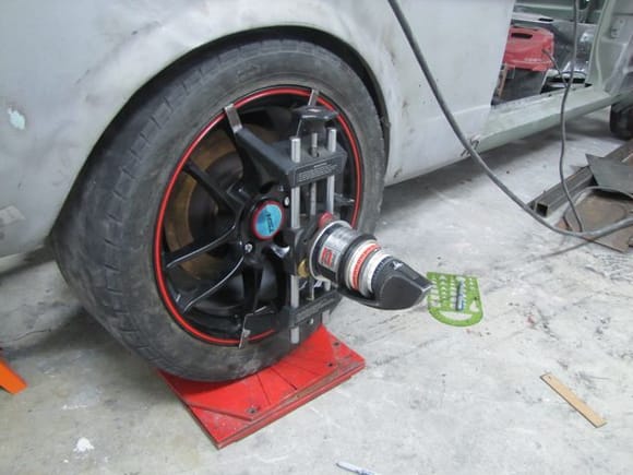 Aligning the camber