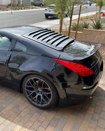 350z with Louvers and duckbill trunk spoiler