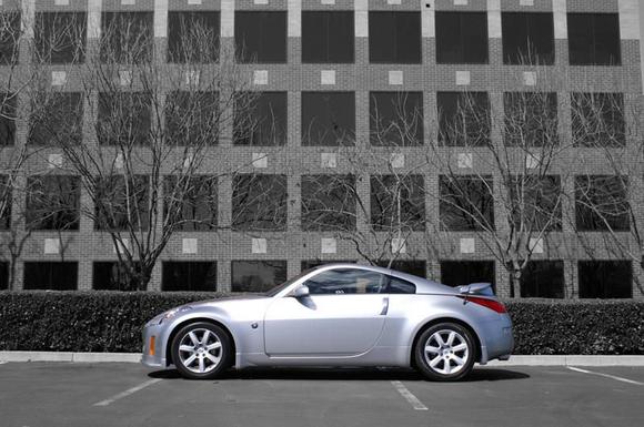 silver z with black and white background resized