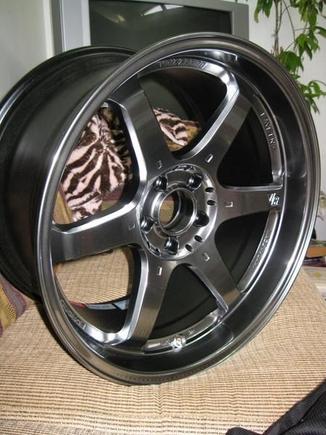Volk Racing Wheels Volk G2 Formula Silver
19X9.5  23 19X10.5  22