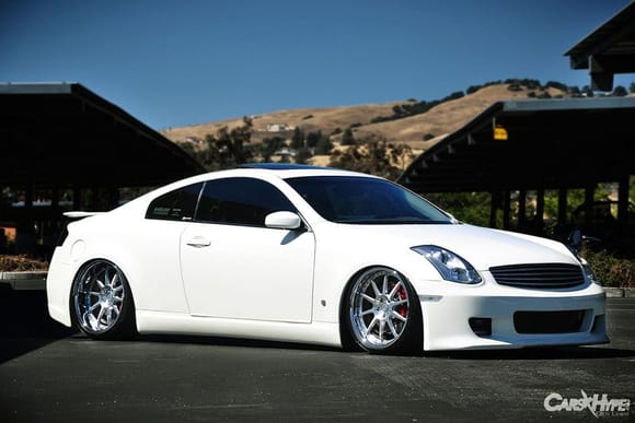 From the carsxhype feature - more pix here:
http://carsxhype.com/2013/07/18/its-a-g-thang-l-chris-bagged-g35/
