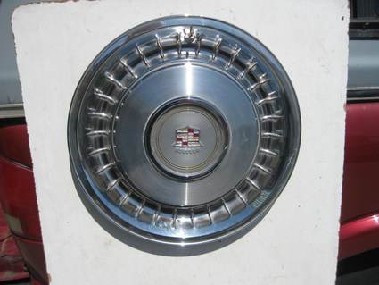 1980-90 CADILLAC HUBCAPS