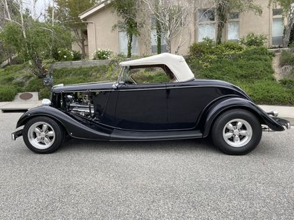 1934 Ford Cabriolet Full Fender Street Rod