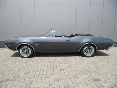 Oldsmobile Cutlass Cabriolet 1968
Foto in Holland