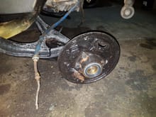 Here is a drum brake back plate fitted with an ex-disc brake hub. It was all looking so promising until I tried to fit the 100mm drive shaft!