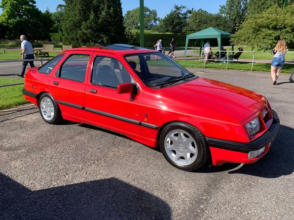 Stunning XR4i it looked brand new!