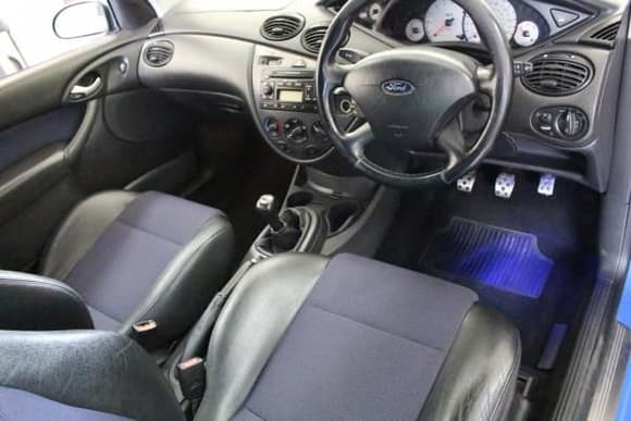interior ford focus RWD
