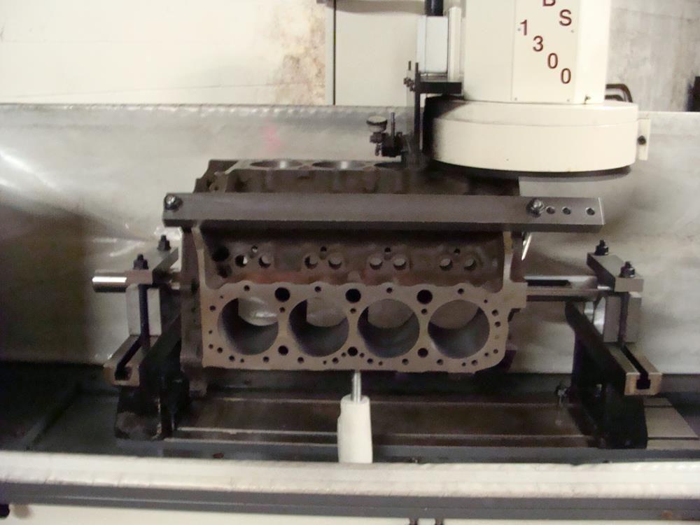 Cylinder head holding and leveling fixture for head resurfac for Sale