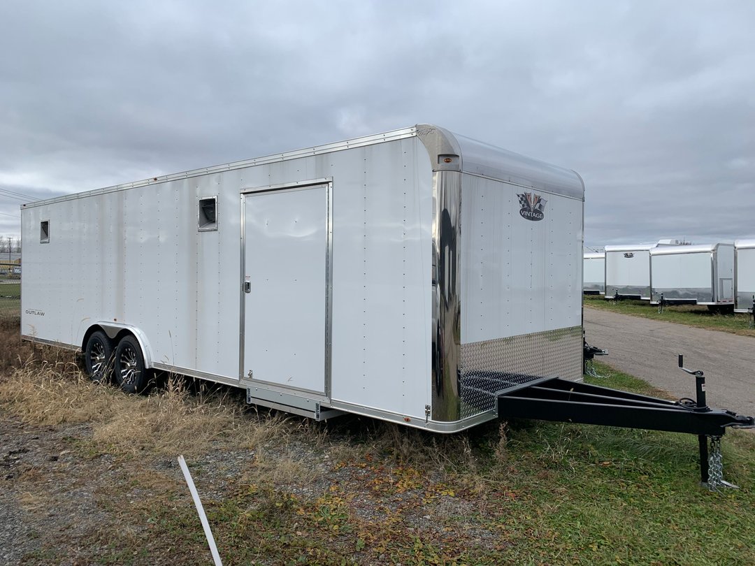 28' Vintage Outlaw Trailer 2020 for Sale in Marengo, IL RacingJunk