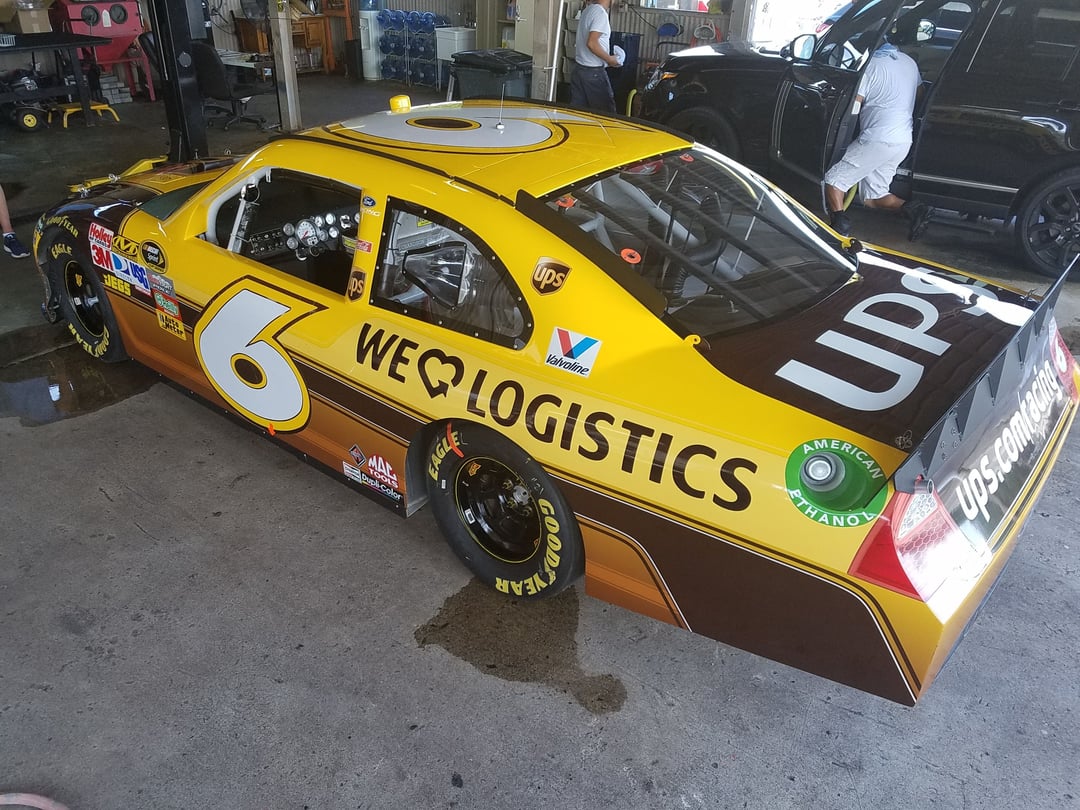 FORD NASCAR ROUSH YATES 6 UPS CAR ROAD RACE READY for Sale in POMPANO