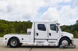 2005 FREIGHTLINER SPORTCHASSIS CAT 300HP LOW MILES  for sale $69,500 