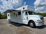 2004 Showhauler 42' 1-Slide Freightliner 450HP 12 Speed Auto  for sale $134,900 