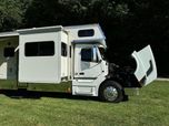 2008 Renegade 45’ Tandem Axle Motorcoach 