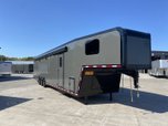 United UATGN 8.5x48 Aluminum Gooseneck Racing Trailer