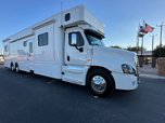 2020 Showhauler 45’ Bunkhouse 