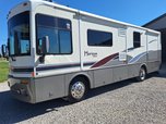 2002 itasca horizon 32td 