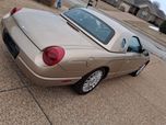 2005 Ford Thunderbird 