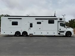 2024 Showhauler 35KQSSL 