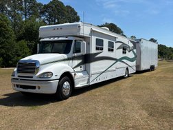 2006 Freightliner Columbia and 30ft United Stacker Trailer