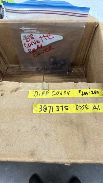 1968 Corvette Rear Diff cover Repaired original  for Sale $80 