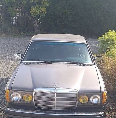 1982 Mercedes-Benz 300CD  for sale $10,995 