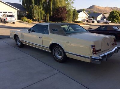 1977 Lincoln Continental  for sale $11,995 