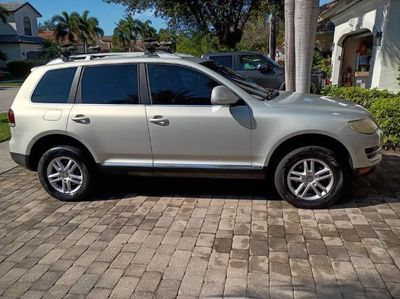 2008 Volkswagen Touareg  for sale $7,495 