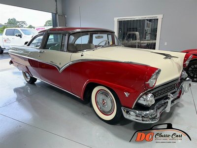 1955 Ford Crown Victoria 