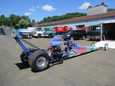 REAR ENGINE DRAGSTER