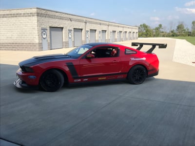Track Mustang - Boss 302 with title