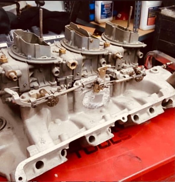 Ford FE Tri-Power