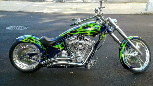 Venom ProStreet chopper. Custom Big Bear.