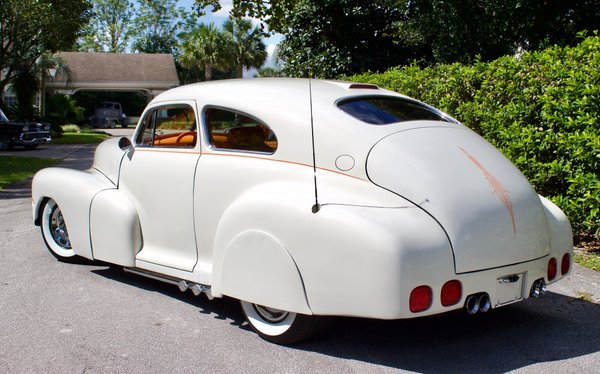 1947 Chevrolet Fleetline Aero Sedan / SUPER High Show Qualit