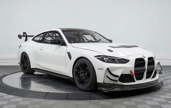 2024 BMW M4 GT4 EVO