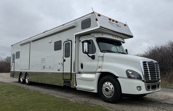 2015 Renegade Garage 2509AG 