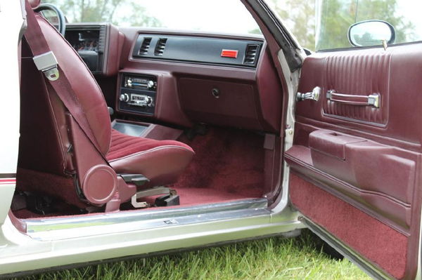 1985 Chevrolet Monte Carlo  for Sale $24,900 