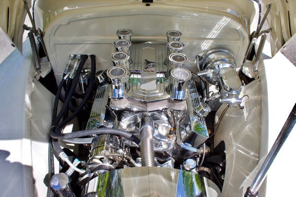 1947 Chevrolet Fleetline Aero Sedan / SUPER High Show Qualit
