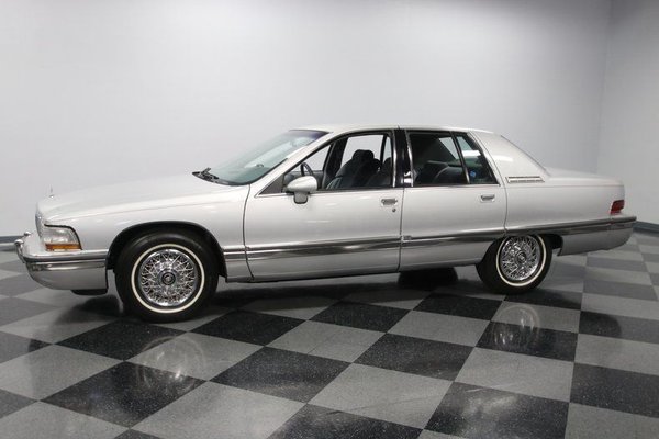 1992 Buick Roadmaster for Sale $9,995