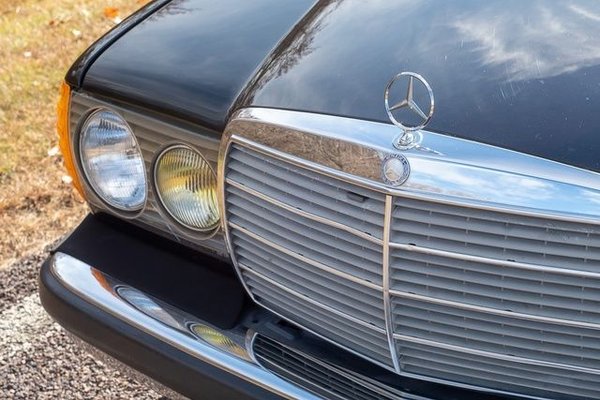 1981 Mercedes-Benz 280 for Sale $12,900