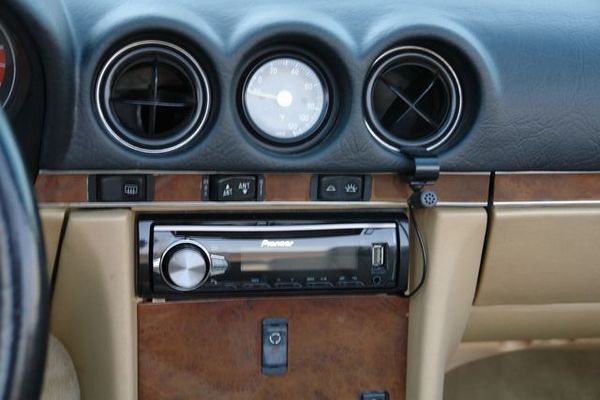 1988 Mercedes-Benz 560 Series for Sale $0