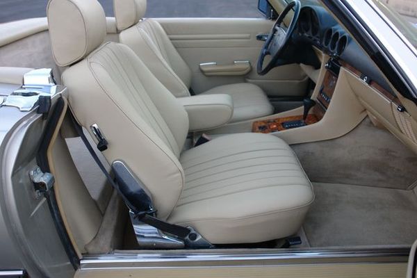 1988 Mercedes-Benz 560 Series for Sale $0