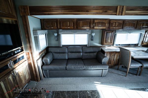 2015 Haulmark Motor Coach Motor Home 4505FG