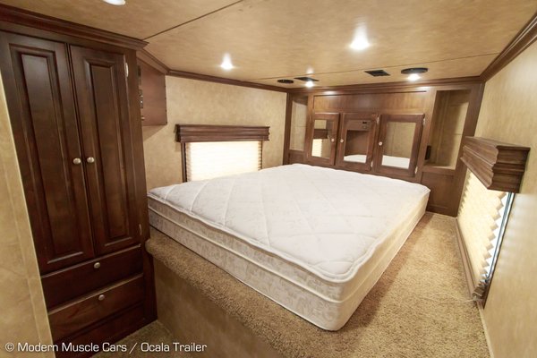 2019 Sundowner 2886SGM - 53' Toy Hauler for Sale $92,900