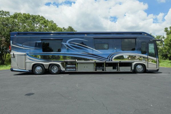 2013 Newell 2020P