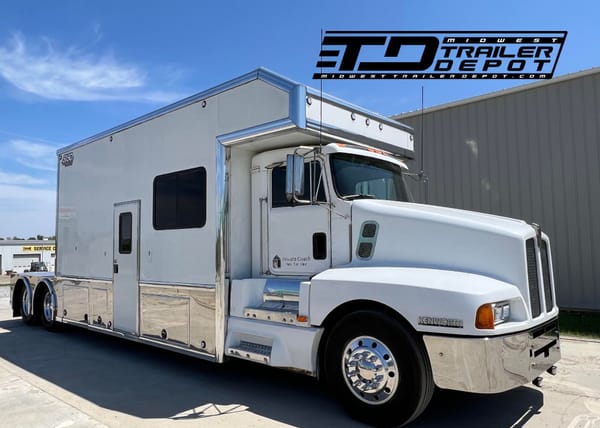 2006 5150 conversion Toterhome on a Kenworth chassis  for Sale $98,000 