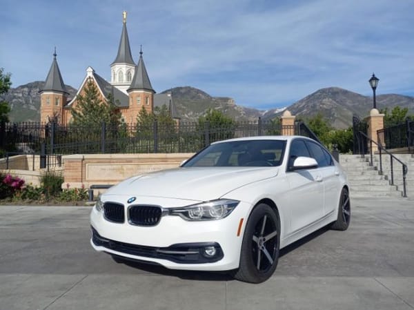 2018 BMW 3 Series  for Sale $23,995 