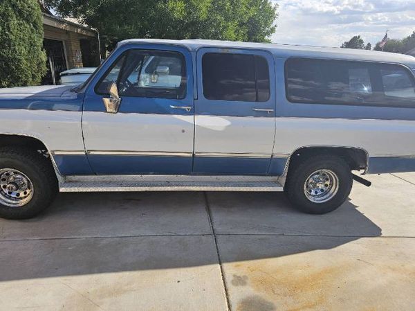 1988 GMC Suburban  for Sale $9,895 